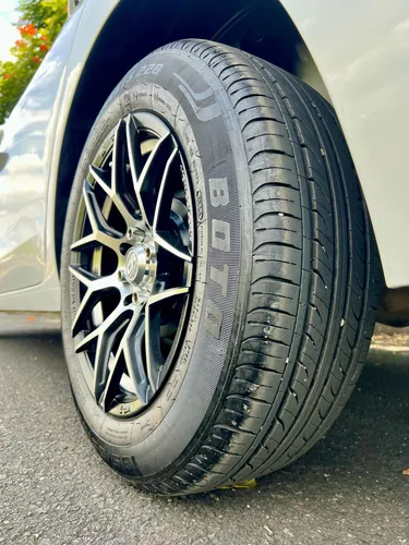 Chevrolet Onix 1.0T Premier Sedan At