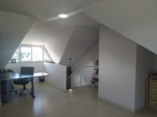 Imagem 8 de 15 de Casa À Venda Na Rua José Bajerski, Abranches, Curitiba - Pr - Liv-14301