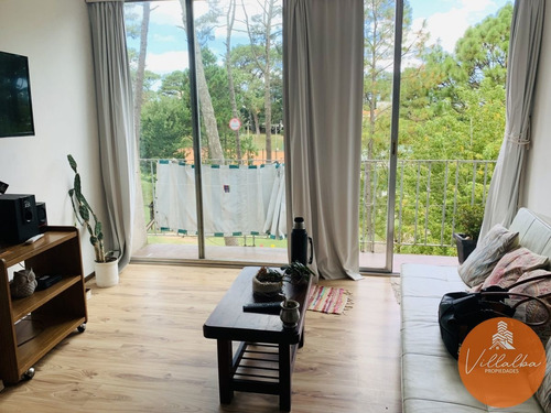 Imagen 2 de 9 de Apartamento En Venta, Playa Mansa, Punta Del Este