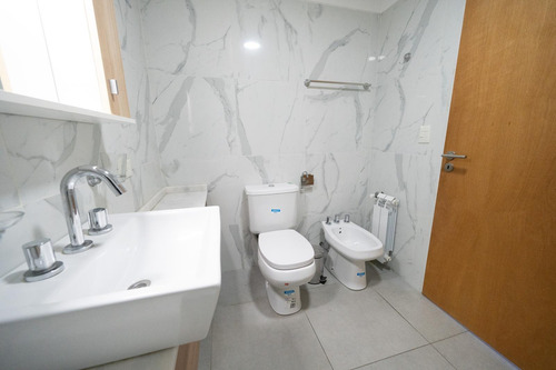 Venta - Departamento 3 Ambientes Al Frente - Caballito Norte - Apto Crédito