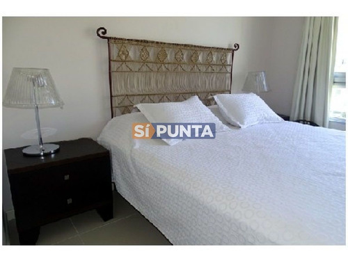 Imagen 7 de 24 de Apartamento Con 3 Dormitorios En Alquiler