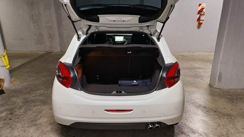 Imagen 10 de 11 de Peugeot 208 2017 1.6 Gt Thp
