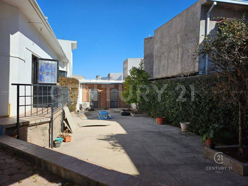 Casa En Venta En Col. Quintas Del Sol Chihuahua, Chih.