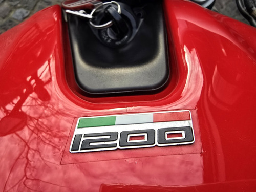 Ducati Monster 1200