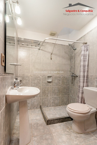 Imagen 17 de 17 de Casa En Padrón Único Con 4 Dormitorios, 2 Baños Completos Y Azotea Exclusiva! ¡reservada!