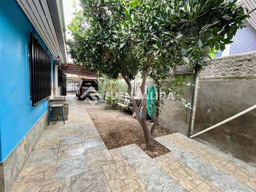 Casa En Venta De 184mts2 De Terreno En Estación Central