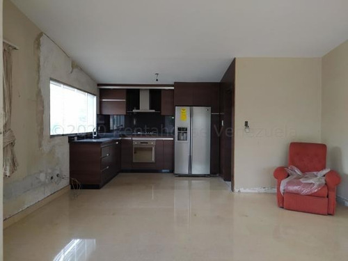 Imagen 5 de 19 de Casa Quinta En Venta Urb Andrés Bello, Maracay - Aragua 22-13325 Hc