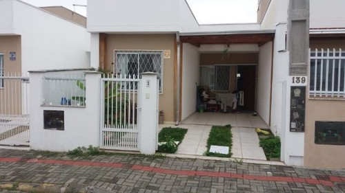 Casa À Venda Na Rua Das Hortencias, Nossa Senhora Da Paz, Balneário Piçarras - Sc - Liv-11716