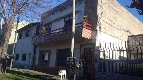 2 Ambientes, Ph En Primer Piso