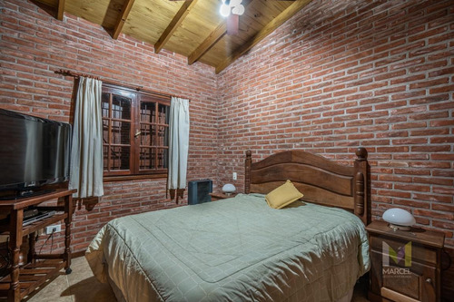 Imagen 9 de 17 de Chalet En Venta - 6 Ambientes - Pinamar
