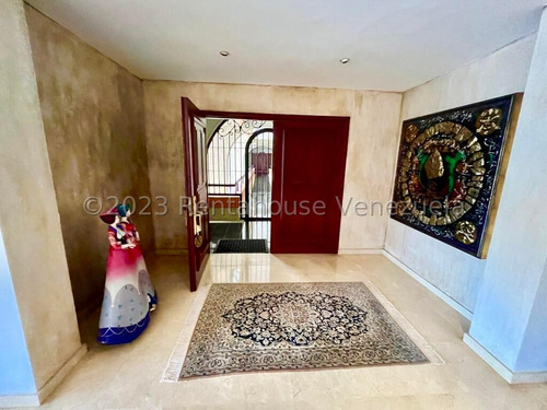 Vendo Apartamento En Pb Impecable Colinas Tamanaco Yf