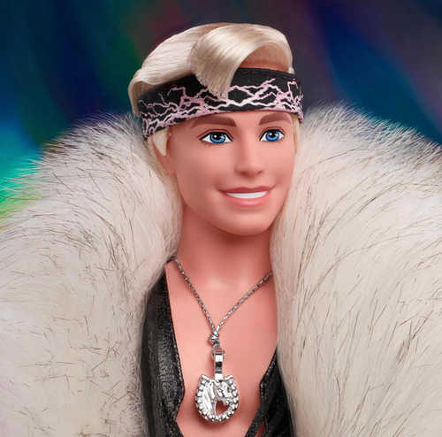 Ken Abrigo Blanco Muñeco Barbie Signature La Película