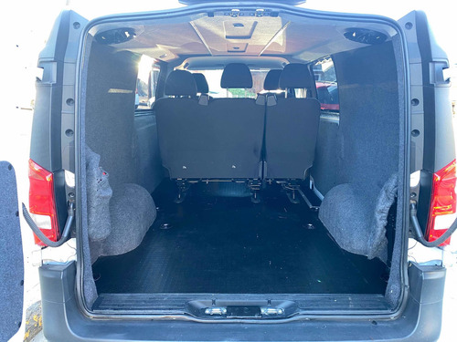 Imagen 10 de 13 de Mercedes-benz Vito 2020 1.6 111 Cdi Furgon Mixto Aa 114cv