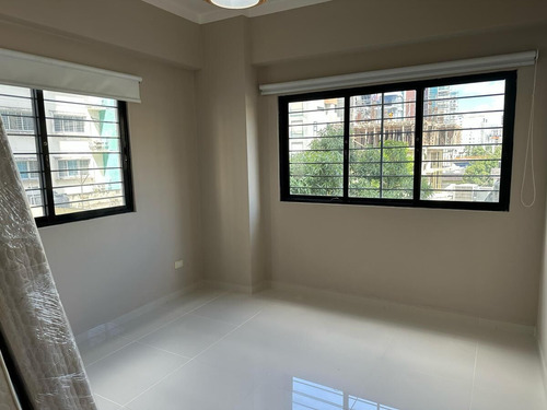 Apartamento En Alquiler O Venta Amueblado En El Vergel ! 2 Hab.