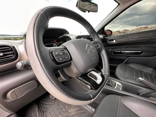 Citroën C4 Cactus 1.6 Shine Turbo Aut