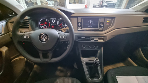 Imagen 22 de 25 de Volkswagen Polo Trendline 2023 - Brian Avalos