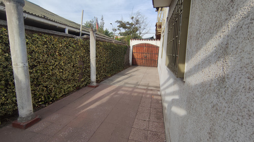 Hermosa Casa 220m2 En Terreno 546 M2, El Bosque