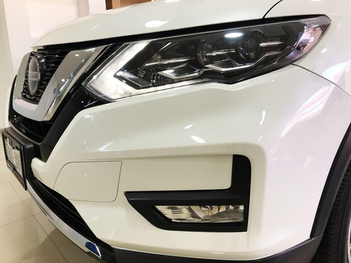 Imagen 3 de 15 de Nissan X-trail Exclusive 2 Row