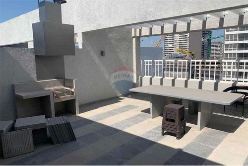 Arriendo Cómodo Dpto. 1 Dormitorio En Av. Ecuador