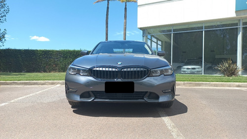Imagen 4 de 9 de Bmw 330i Sportline