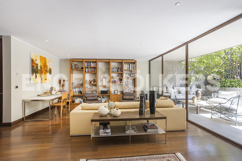 Departamento Triplex Con Jardín - Los Domínicos Antiguo