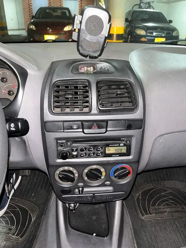 Hyundai Accent 1.5 Gl 4 p