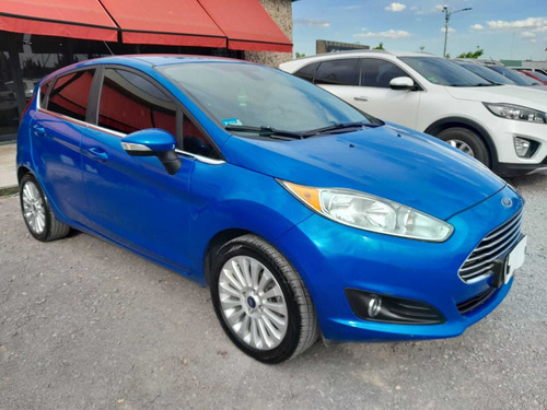 Imagen 2 de 15 de Ford Fiesta 1.6 4p Titanium (kd) 2015