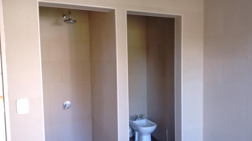 Imagen 26 de 30 de Excelente Chalet En Venta -zona Residencial Castelar Norte- 5 Ambientes- Toma Menor Valor