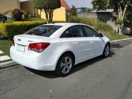 Imagem 4 de 11 de Chevrolet Cruze 2012 1.8 Lt Ecotec 6 Aut. 4p
