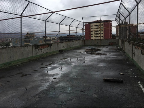 Imagen 7 de 7 de Casco Central De Guatire