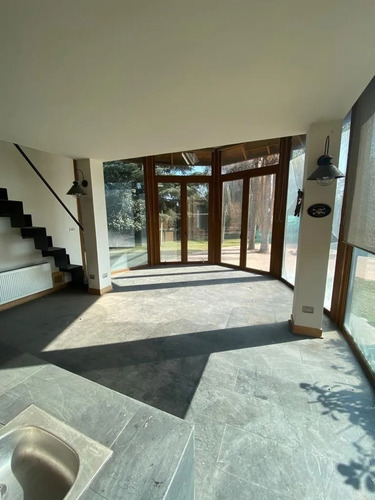Espectacular Casa A Orilla De Cancha De Golf