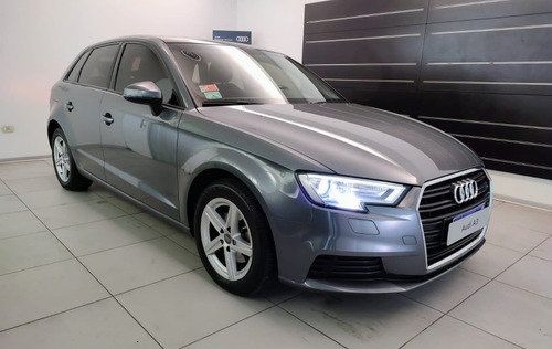 Imagen 23 de 25 de Audi A3 Sportback 2018 Sedan 2017 2019 2020 Usado A1 Q2 A318