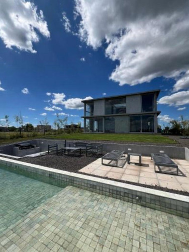 Casa En Venta En El Naudir, Escobar, G.b.a. Zona Norte