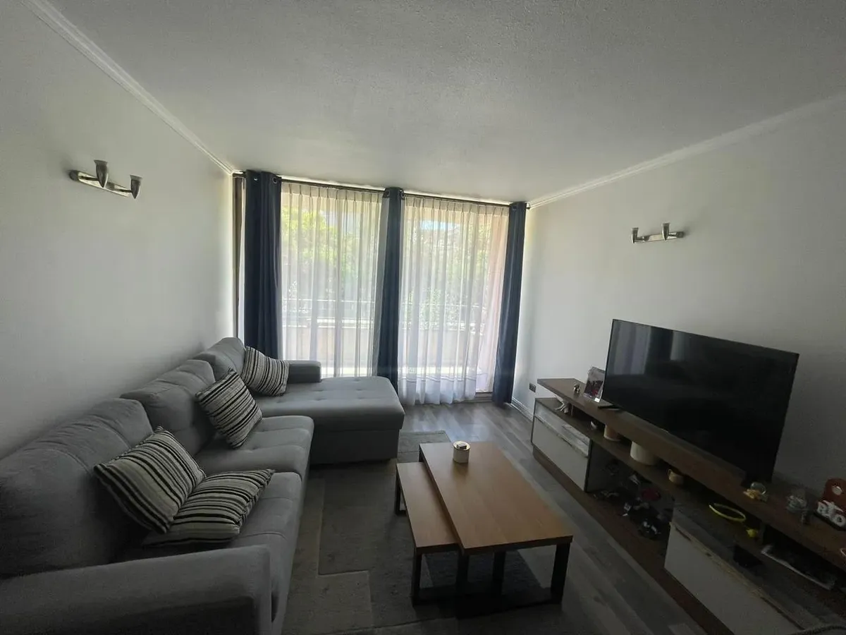 Imagen 3 de 10 de Se Arrienda Acogedor Departamento En Un Excelente Sector