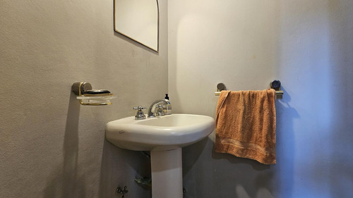 Venta - Chalet Siete Ambientes Con Piscina Y Parque Perimetral - Santa Monica