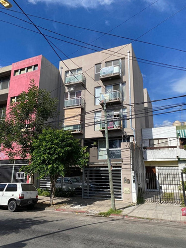Se Alquila Monoambiente En Castelar Sur