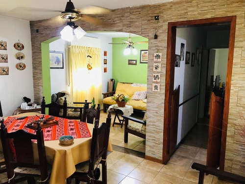Imagen 3 de 17 de Impecable Departamento En Barrio Viplastic