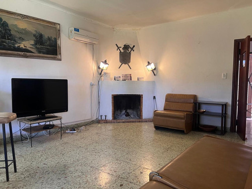 Venta Casa Quinta Con Lote 2000 M2 - San Vicente