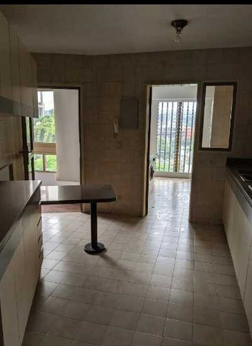 Imagen 4 de 20 de Se Vende Apto 165m2 3h+s/2.5b+s/4p La Castellana