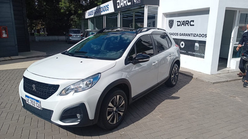 Peugeot 2008 1.6 Feline am20