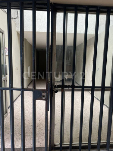 Edificio En Venta , En Col. Arcos Vallarta, Guadalajara, Jalisco.