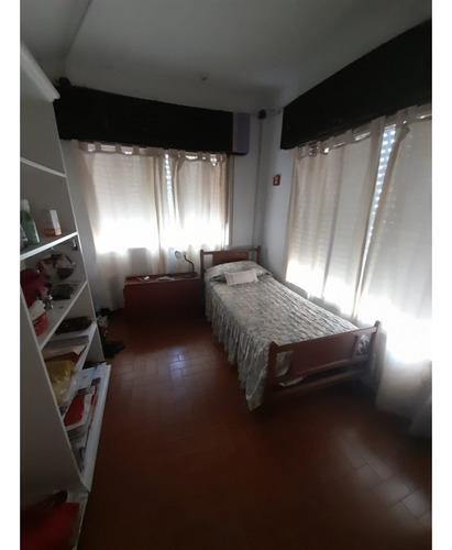 Amplio Terreno Industrial De 487 Mts2 En Venta (dos Viviendas)