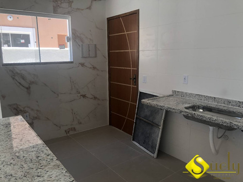 Imagem 11 de 15 de Casa Em Rua Totalmente Residencial Com Dois Quartos! Confira! - 2167