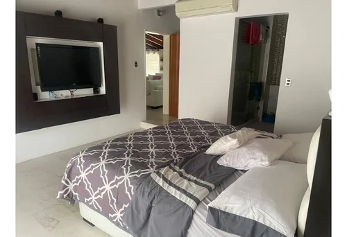 Casa Lomas Del Club Hipico