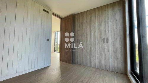 Casa En Venta De 3 Dorm. En Llanquihue