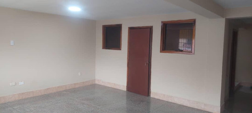 Se Alquila Local Comercial Av Bolivar Naguanagua.
