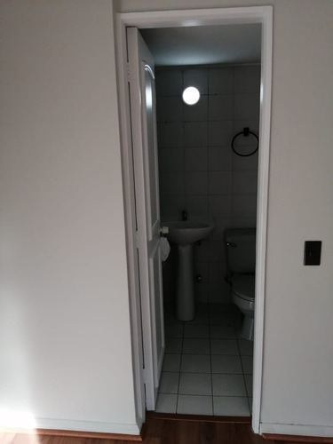 Depto. En Arriendo En Suecia*con Estacionamiento Y Bodega*