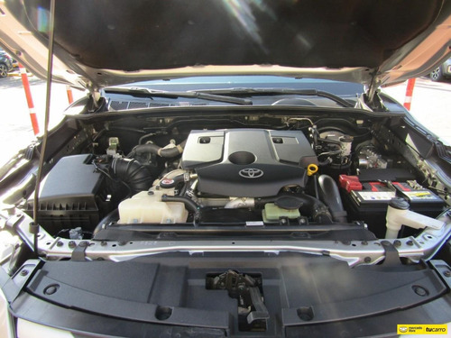 Toyota Fortuner 2.8l