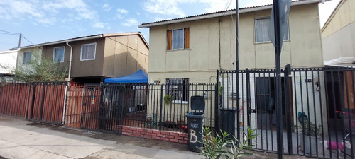 Imagen 1 de 11 de Venta Casa En Comuna Padre Hurtado / Excente Ubicacion