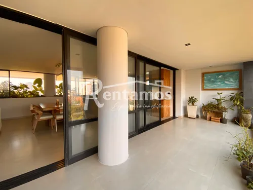 Apartamento En Arriendo En El Tesoro. Cod A776005